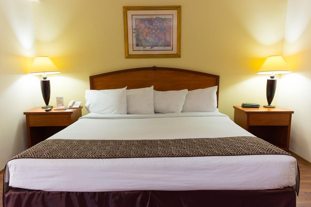סיודד מדרו Hafersons Inn Hotel & Suites מראה חיצוני תמונה