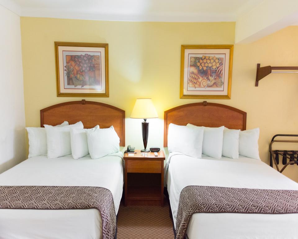 סיודד מדרו Hafersons Inn Hotel & Suites מראה חיצוני תמונה
