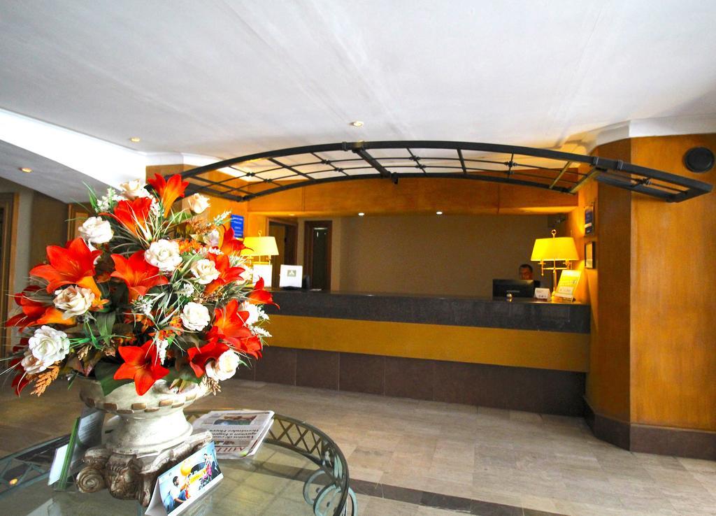 סיודד מדרו Hafersons Inn Hotel & Suites מראה חיצוני תמונה